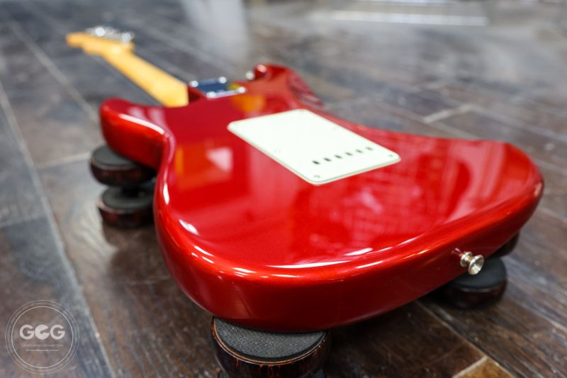 CANDY APPLE RED AMERICAN ORIGINAL 60'S FENDER STRATOCASTER 43