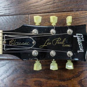 Gibson Les Paul Classic Ebony played by Peter 