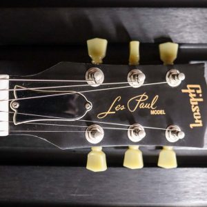 Gibson Les Paul Tribute in Flip Flop