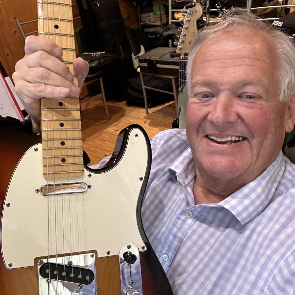Tony Ayres – Fender Telecaster Classic Sunburst
