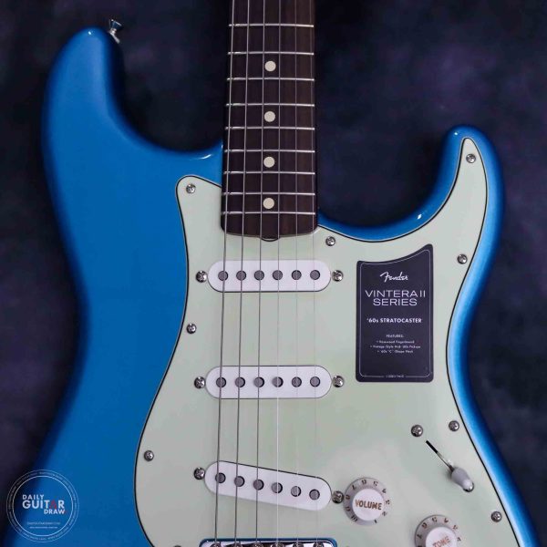 354 COVER Fender Vintera II Stratocaster