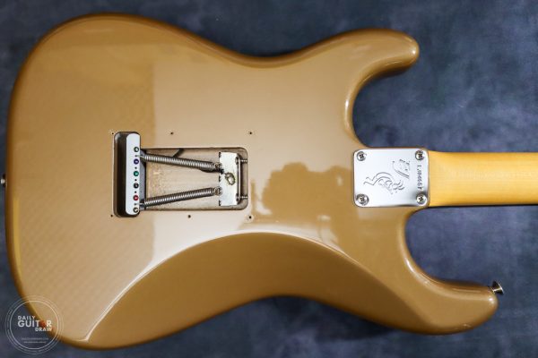 392 Fender Eric Johnson