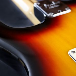 421 Fender American Series Stratocaster in Sunburst