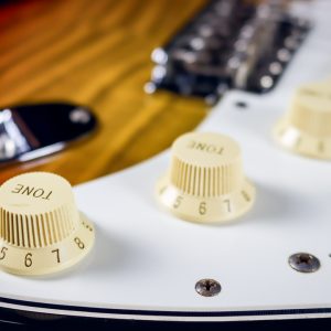 471 Fender MIJ FOTO Flame Stratocaster
